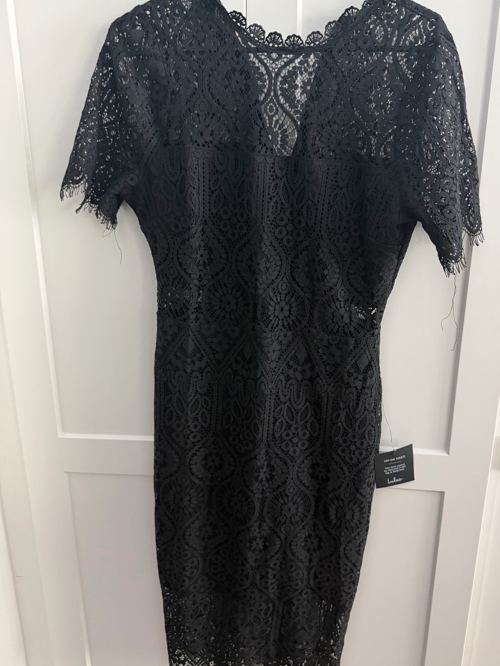 Lulu's Black Lace Midi Dress Size Medium